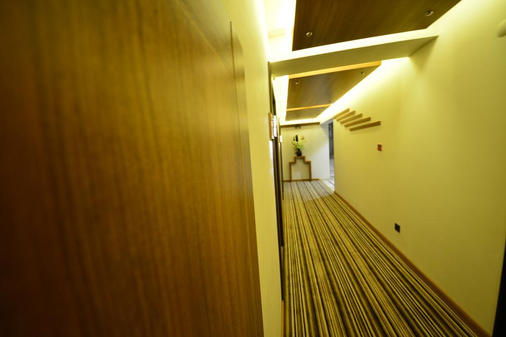 Aksan Hotel Esmirna Exterior foto